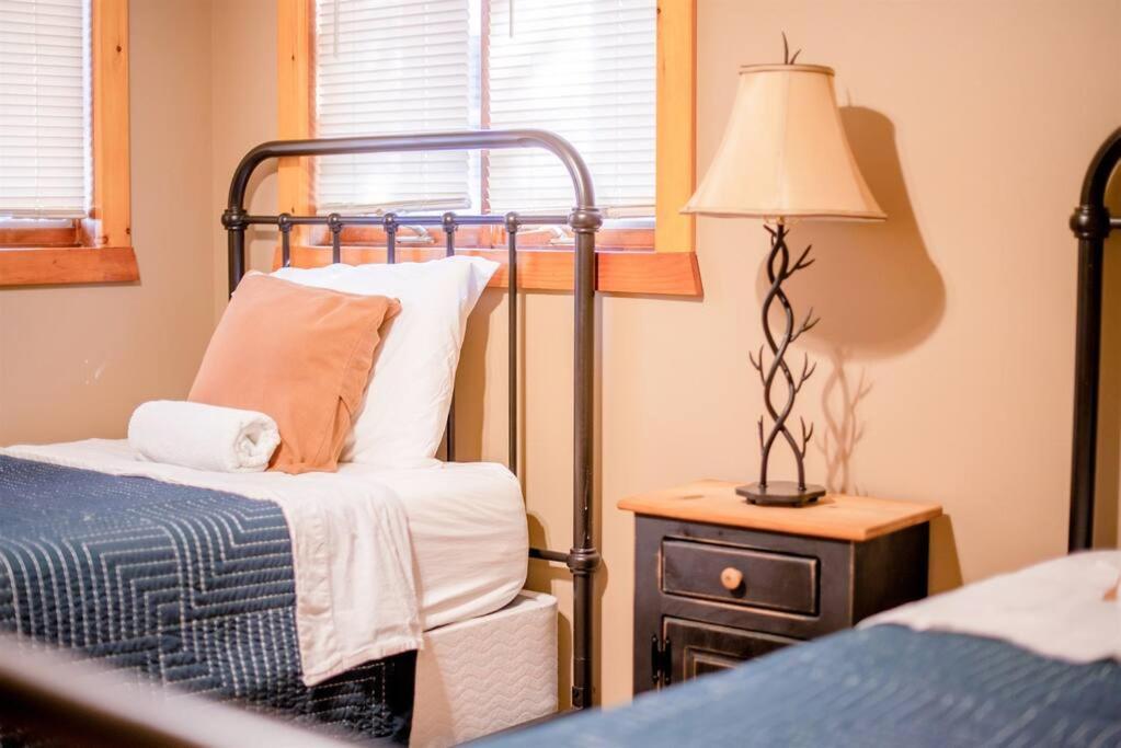 Fall Getaway Resort-3 King Suites, Dog-Friendly Seeley Exterior foto
